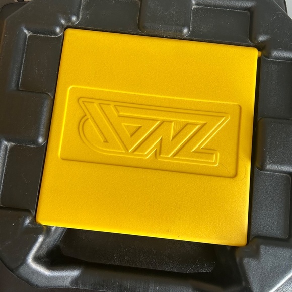 ZNAP Vintage Discontinued Lego Carrying Case with Parts - Picture 9 of 12